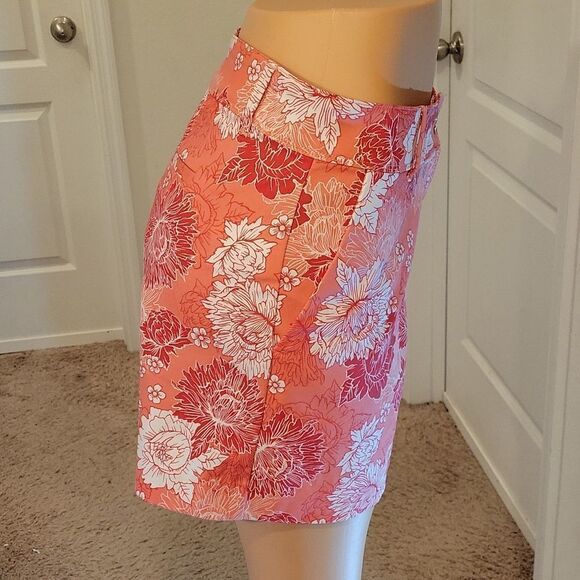 BRAND NEW ISAAC MIZRAHI PEONY FLORAL MIDI SHORT - Picture 6 of 14
